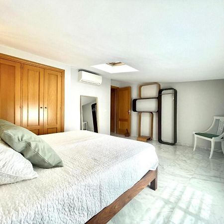 Calu Homes Duplex Cerca Playa De Huelin Málaga Eksteriør bilde