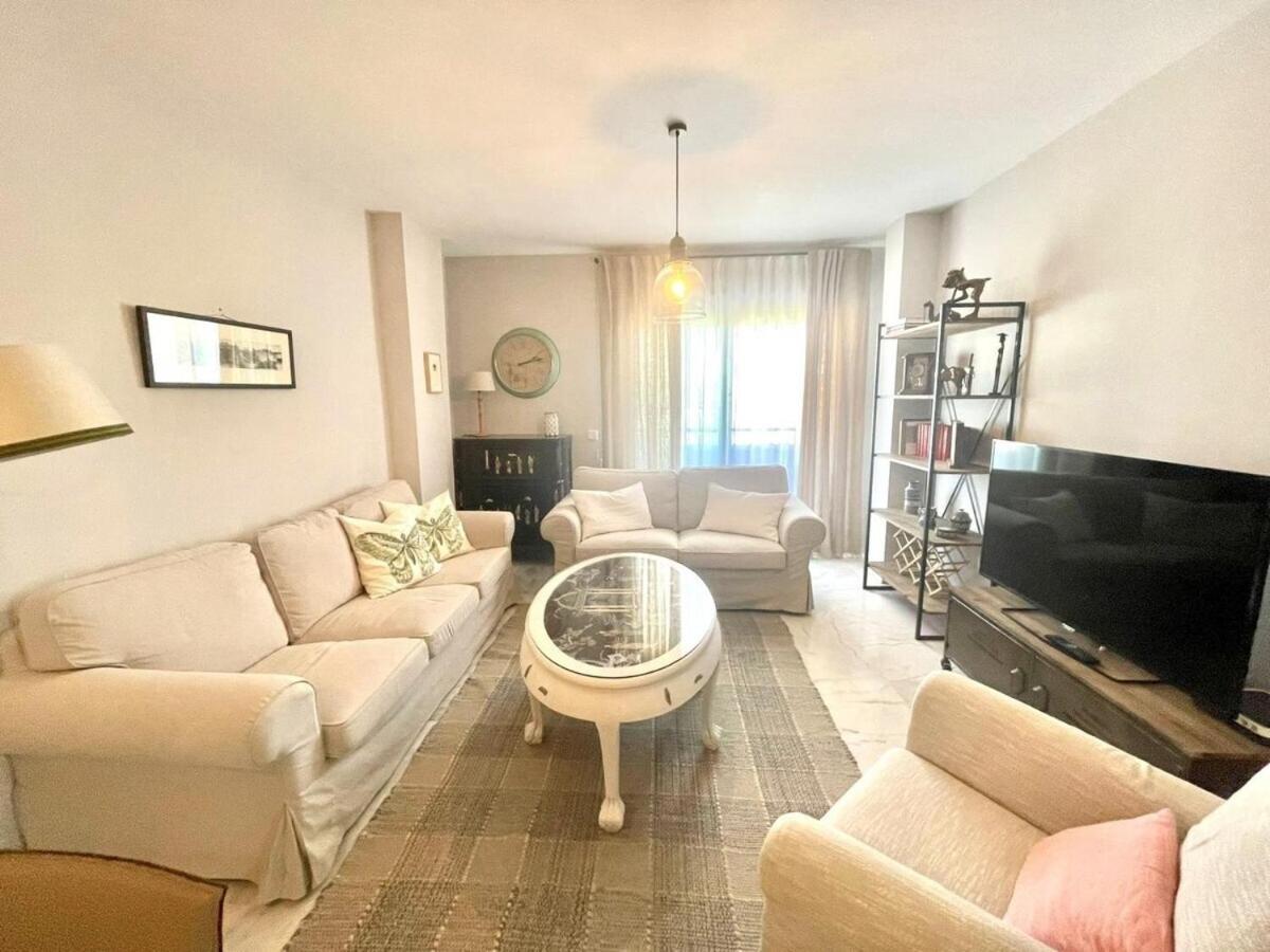 Calu Homes Duplex Cerca Playa De Huelin Málaga Eksteriør bilde